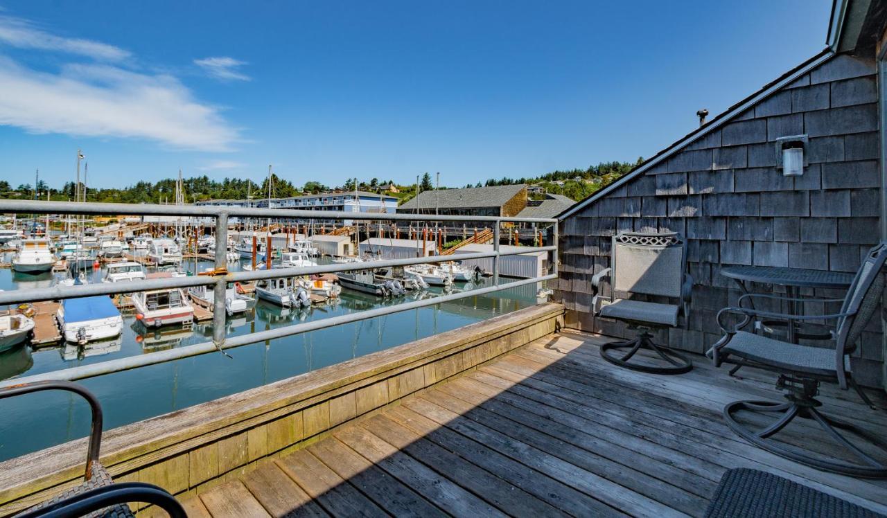 Embarcadero Resort Newport Exterior photo